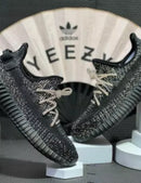 Adidas Yeezy 350 V2