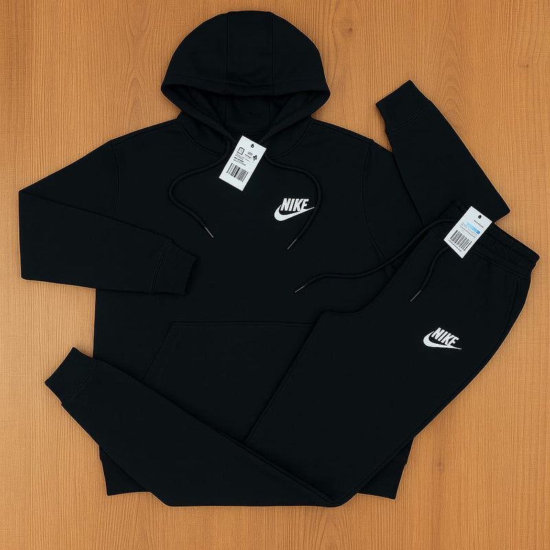 Kit Nike (blusa de frio e calça moletom preto)