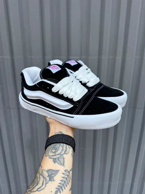 Vans KNU