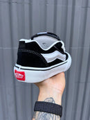 Vans KNU