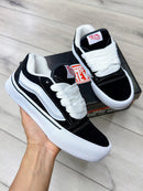 Vans KNU