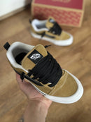 Vans KNU